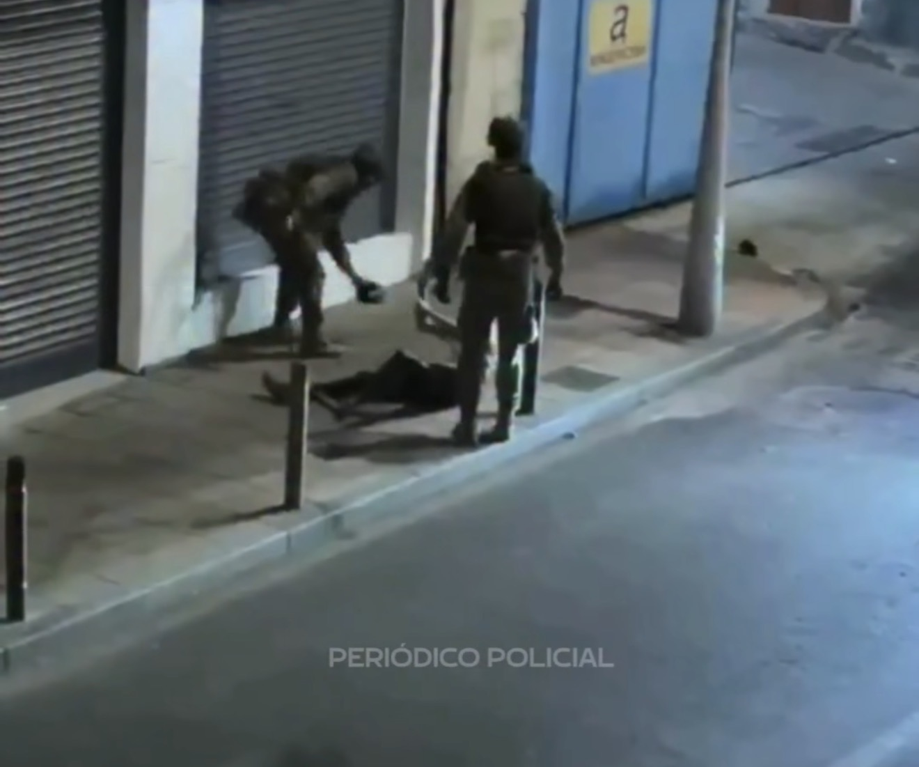 El Ejército actúa en Ceuta durante la noche.