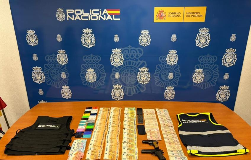 Desarticulada una organización criminal trasnacional dedicada al tráfico de migrantes cubanos