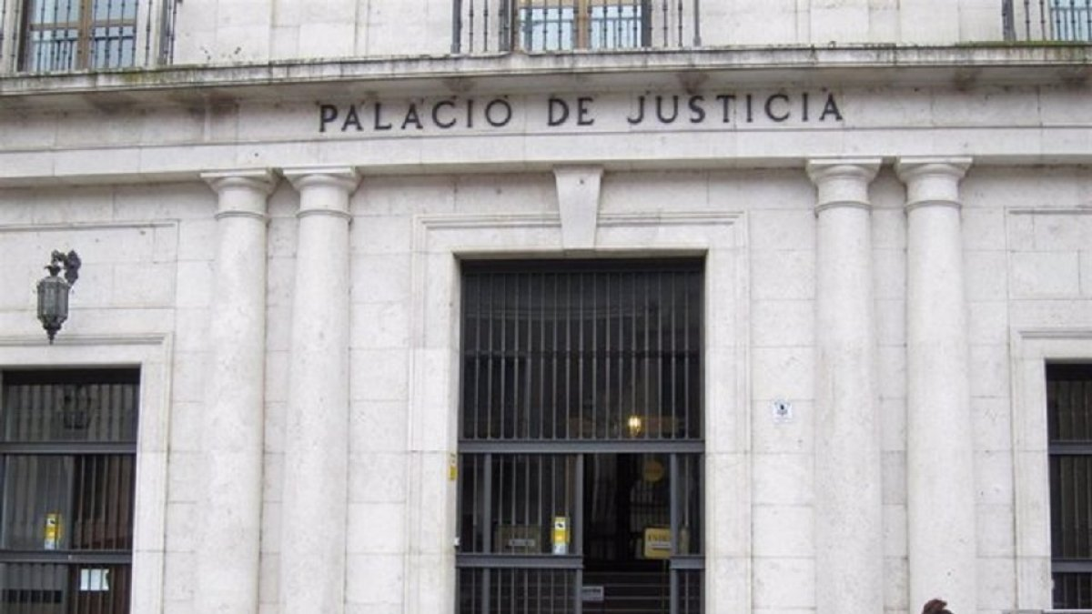 Blindaje policial en la Audiencia de Valladolid por el juicio contra miembros de bandas juveniles violentas
