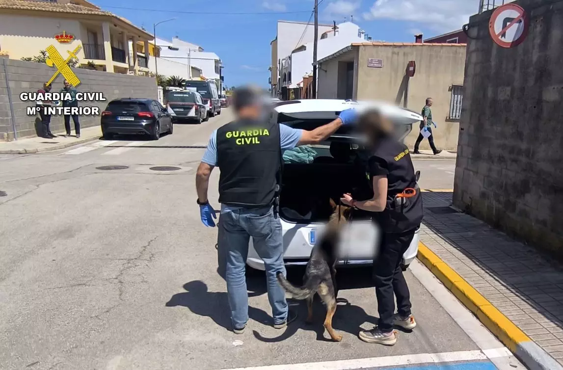 La Guardia Civil frustra un robo a un cajero automático tras una persecución en Valencia