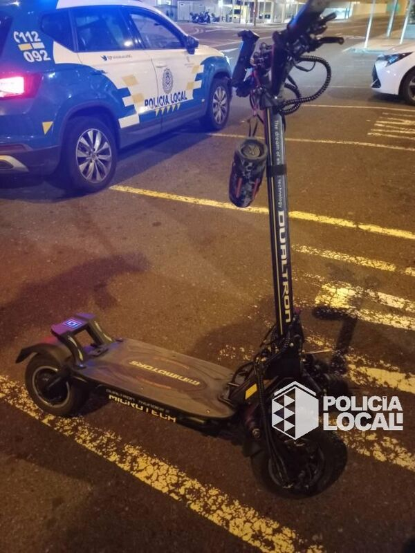 Interceptado un patinete eléctrico circulando a casi 100 km/h en Tenerife tras una persecución policial