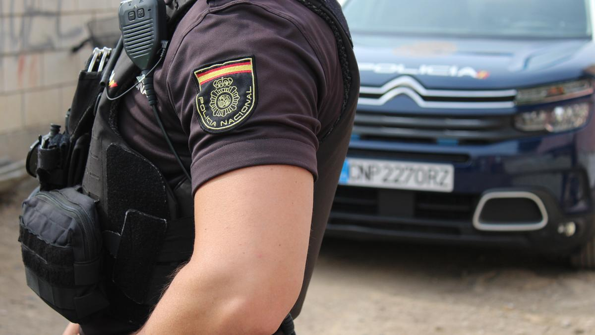Detenida en Granada una persona acusada de difundir datos personales de miembros de organismos estratégicos del Estado