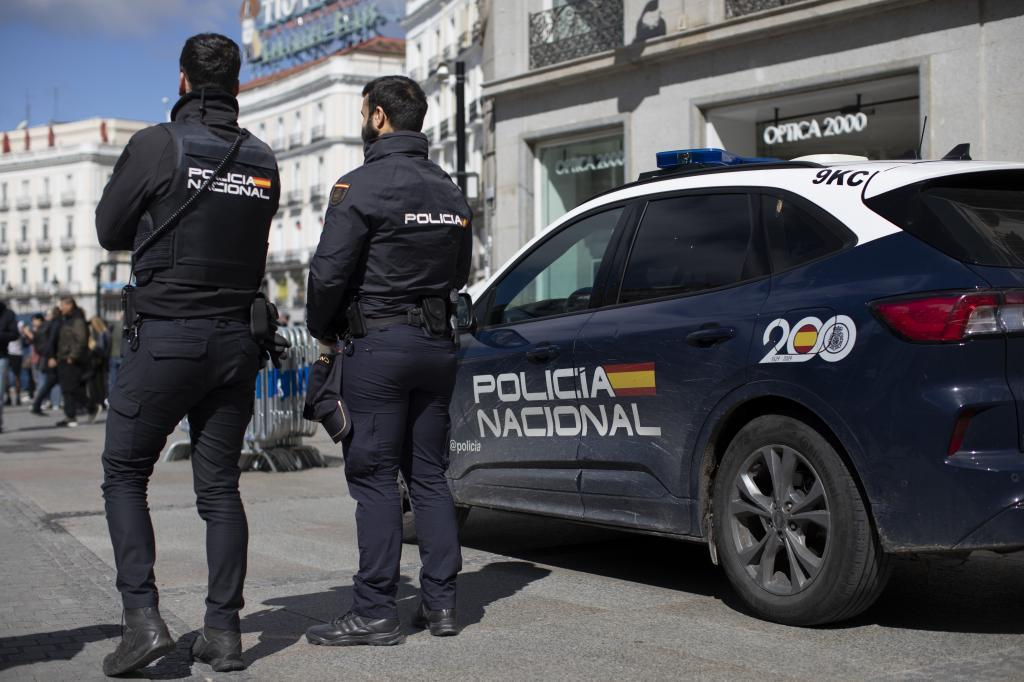 Dos detenidos por tráfico de drogas junto a un centro educativo de Murcia tras una investigación policial
