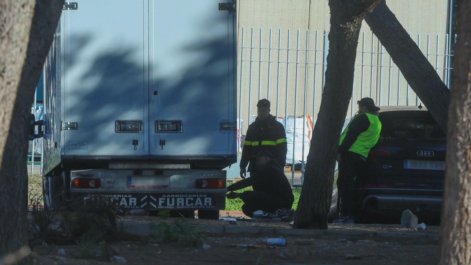 La Policía Local intensifica la lucha contra los talleres clandestinos en Málaga con 72 personas identificadas y una docena de denunciados