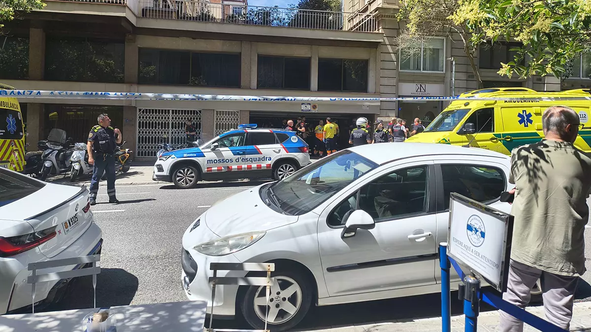 Detenido en Barcelona un hombre armado con un gran cuchillo tras generar alarma en plena calle Muntaner