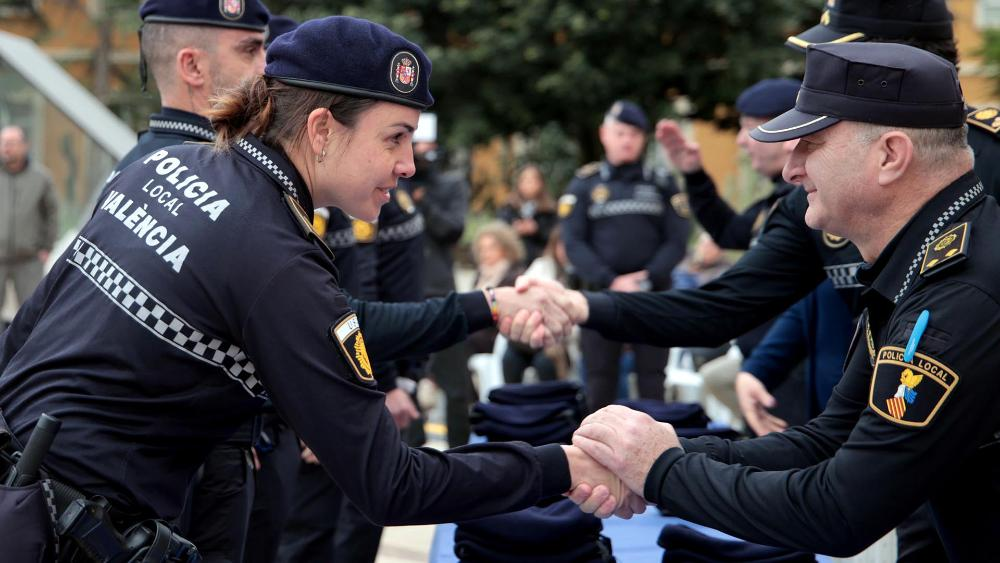 València impulsa la incorporación de 100 nuevos agentes a la Policía Local con una nueva convocatoria pública