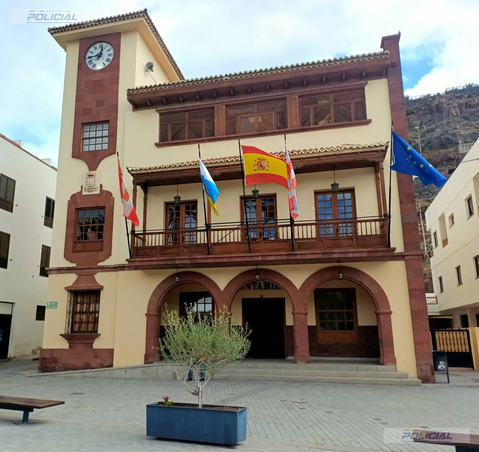 San Sebastián de La Gomera cede un inmueble para facilitar la implantación permanente de la Policía Canaria en la isla