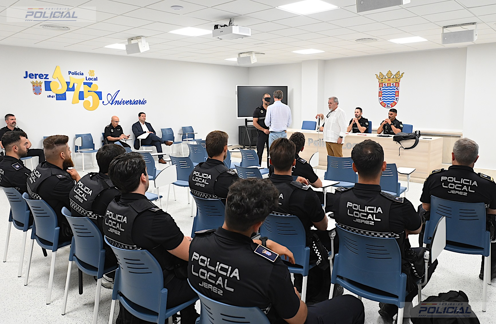 La Policía Local de Jerez y la Fundación ONCE impulsan la formación de los agentes para mejorar la atención a personas con discapacidad visual y auditiva