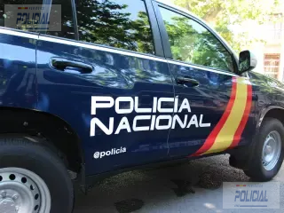 Detenido en Madrid un hombre acusado de estafar durante una década con cursos online, criptomonedas y productos de Inteligencia Artificial