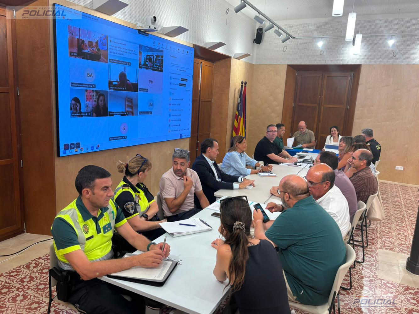 El Govern balear refuerza la coordinación con policías locales y Guardia Civil para combatir el transporte ilegal de pasajeros