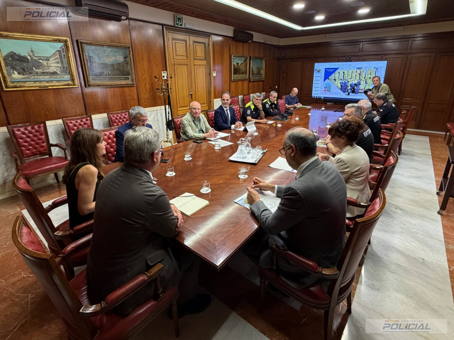 Policía Local y Ertzaintza coordinan un amplio dispositivo de seguridad para garantizar unas Fiestas de La Blanca 2026 seguras