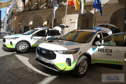 La Policía Local de Villanueva de la Serena incorpora dos vehículos híbridos y un nuevo dron