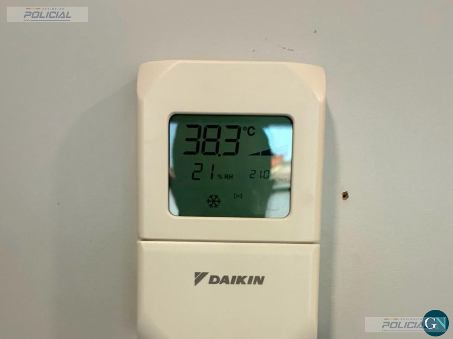 SAP-ME denuncia temperaturas de hasta 38,3 grados en comisarías de los Mossos y amenaza con pedir su cierre