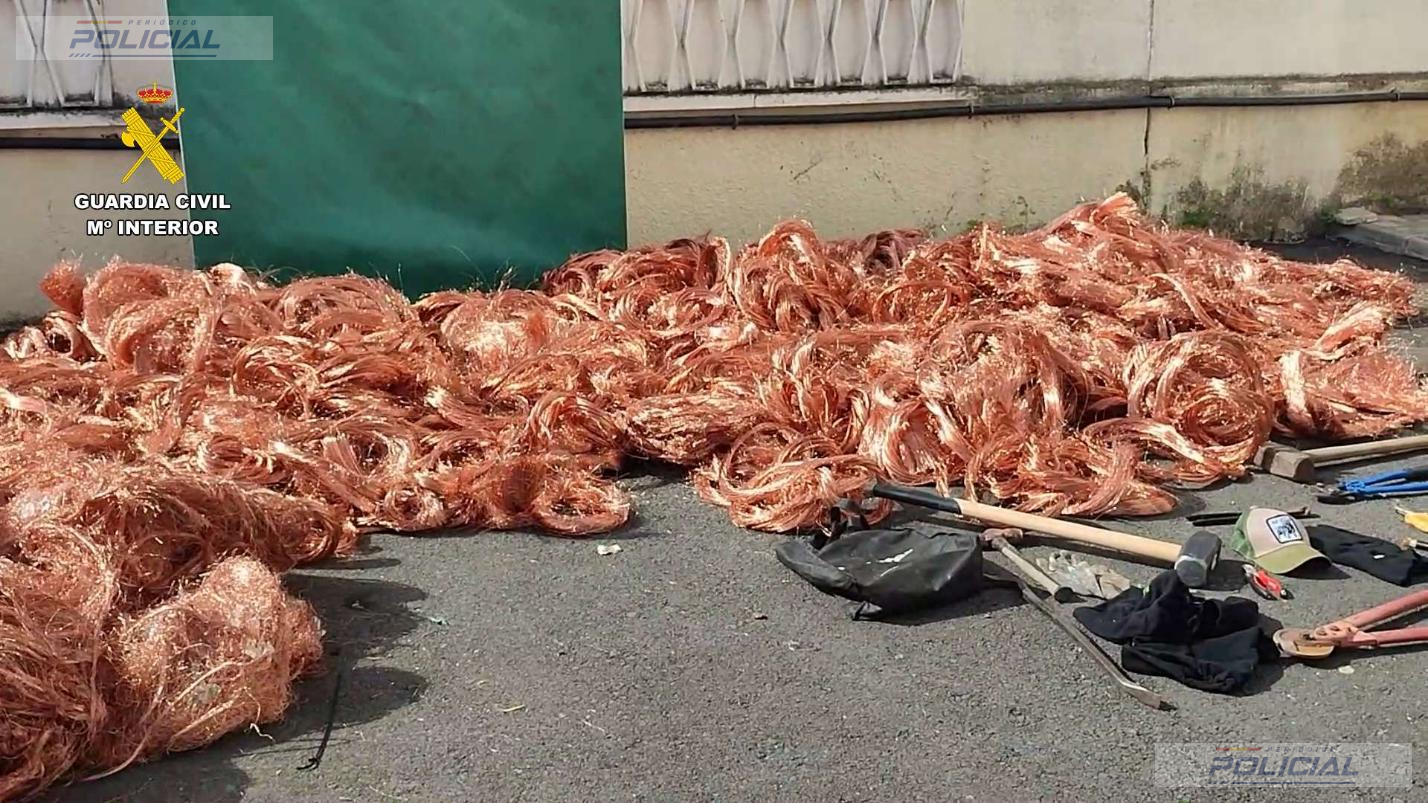 La Guardia Civil desmantela en Sevilla un grupo dedicado al robo de cableado en plantas fotovoltaicas