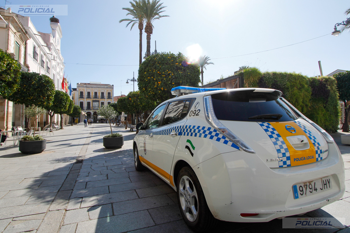 La Policía Local tramita tres atestados por conducir sin permiso y atiende nueve siniestros viales en una semana