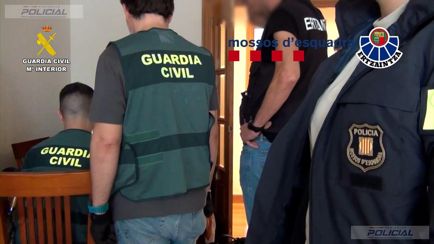 Detenido en Gipuzkoa un presunto miembro de la red extremista 764 acusado de amenazas contra centros educativos e instituciones