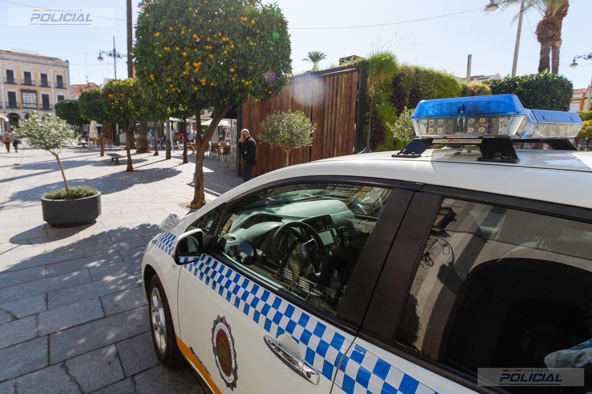 La Policía Local interviene en 16 incidentes de tráfico en una semana y detecta tres delitos contra la seguridad vial