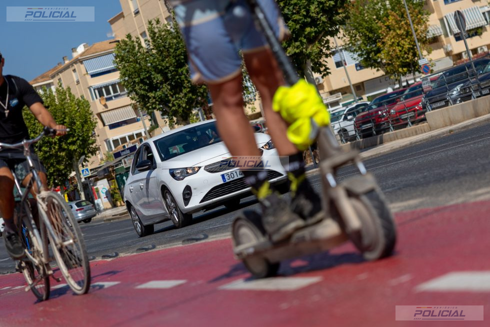 La Policía Local de l’Alfàs intensifica los controles de patinetes eléctricos durante las Fiestas de l’Albir