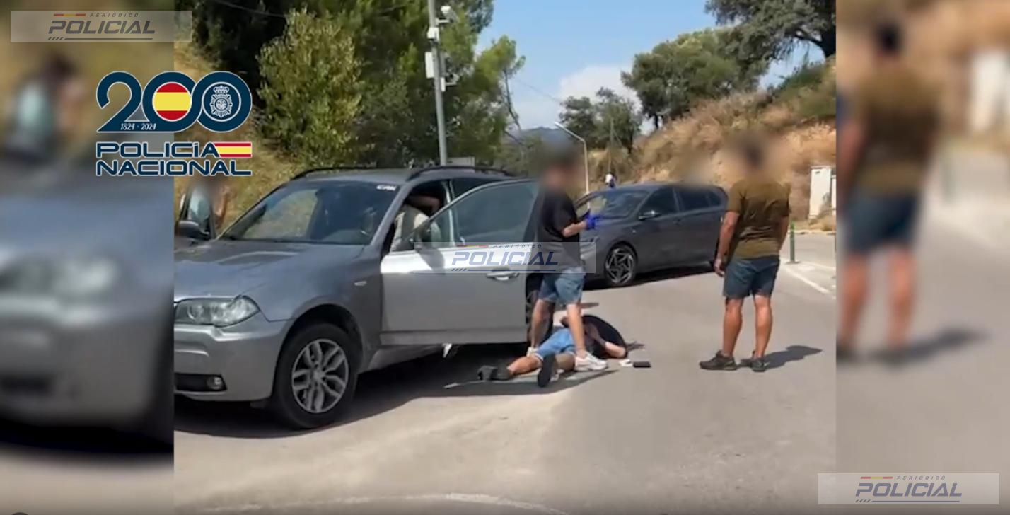 La Policía Nacional libera en Barcelona a un hombre que llevaba diez días secuestrado por una supuesta deuda vinculada al narcotráfico