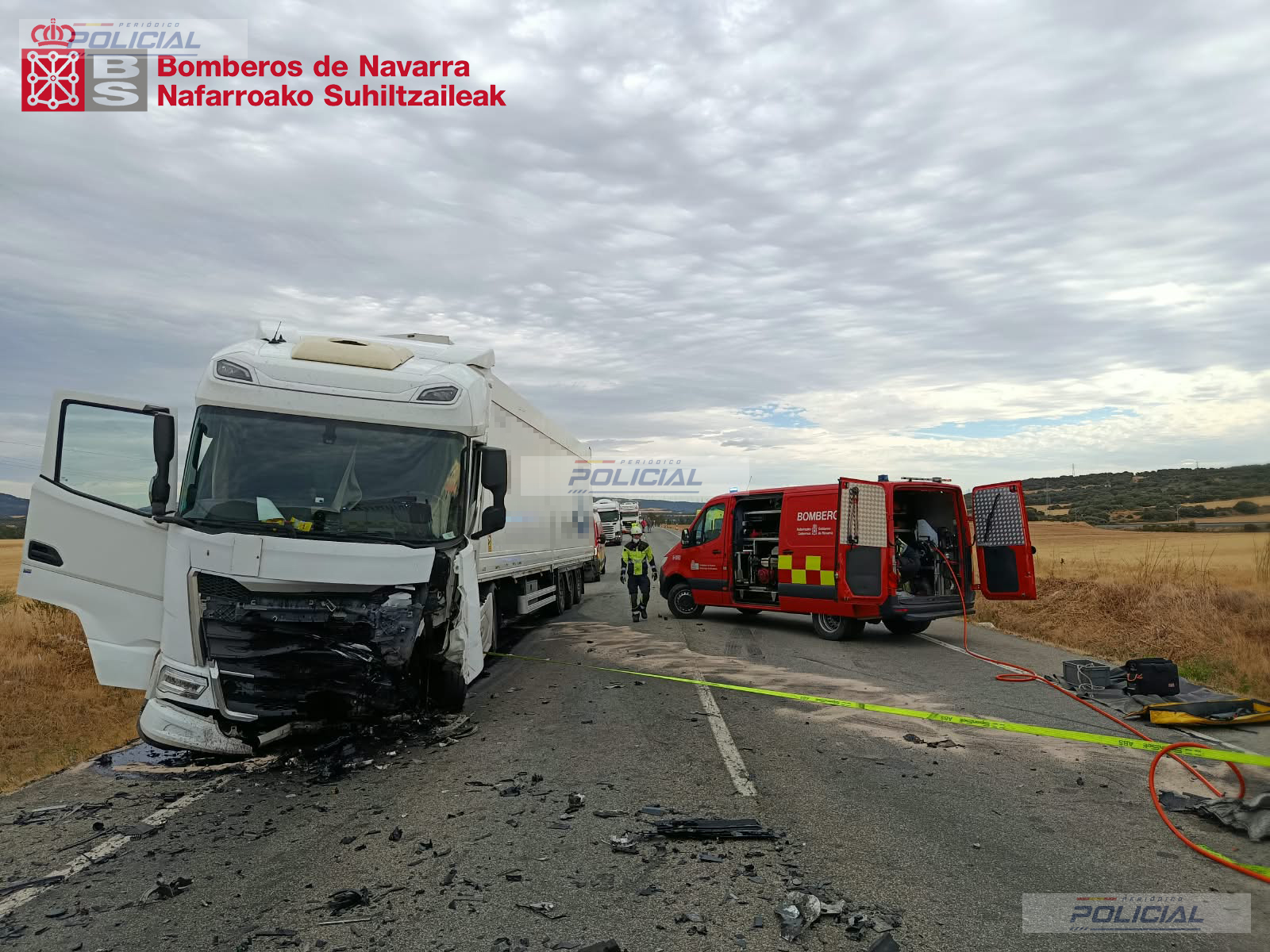 Un hombre de 68 años fallece y otro resulta herido tras una colisión frontal entre un turismo y un camión en Unzué