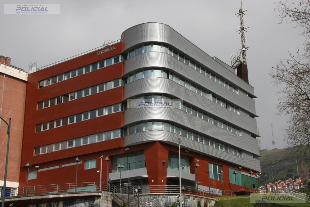 Detenido en Bilbao tras intentar arrancar una cadena de oro a una mujer de 85 años y hacerla caer al suelo