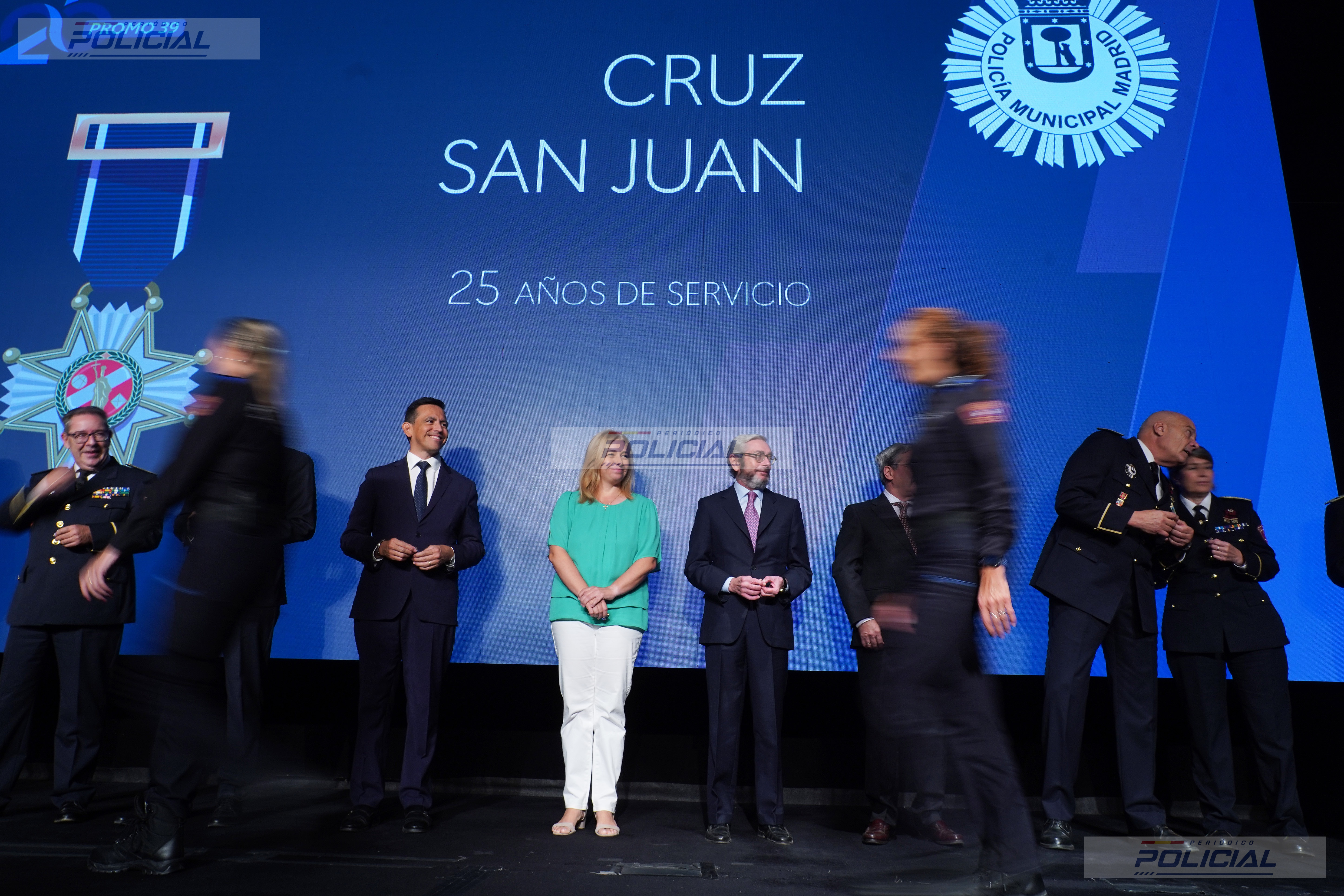 Madrid reconoce a 560 policías municipales por sus 25 años de servicio con la Cruz de San Juan