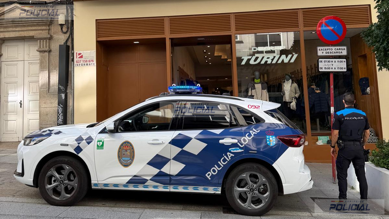 Dos detenidos tras un presunto intento de robo en una vivienda de Ourense y una investigada por un hurto en un comercio