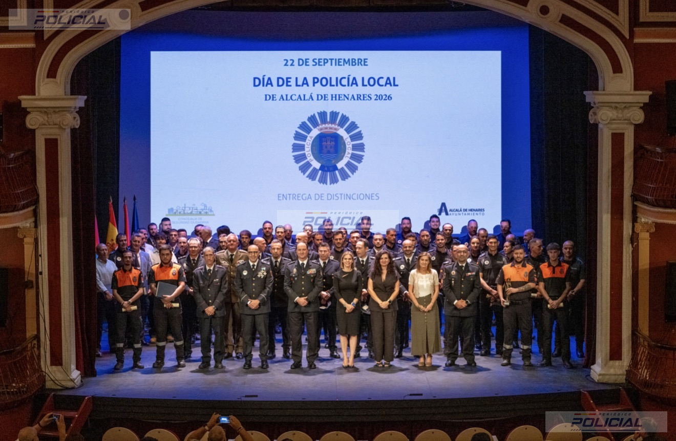 Alcalá de Henares reconoce a 116 agentes y servidores públicos en el Día de la Policía Local