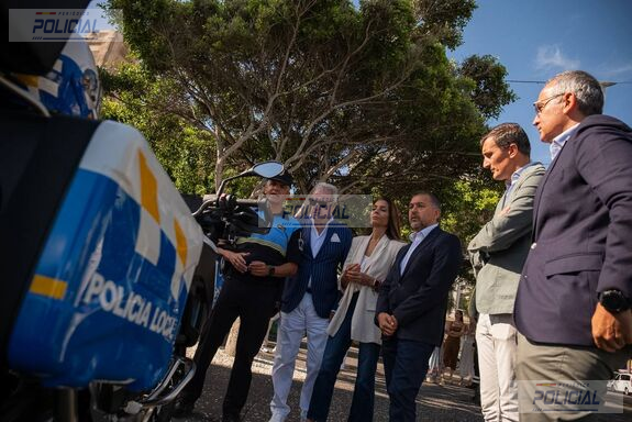 Santa Cruz de Tenerife adquirirá 15 armas eléctricas no letales para reforzar la dotación de la Policía Local