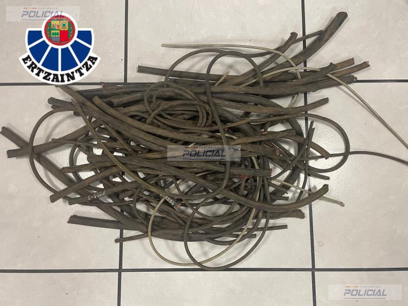 Cuatro detenidos tras un robo de cableado de cobre en una empresa de Alegría-Dulantzi
