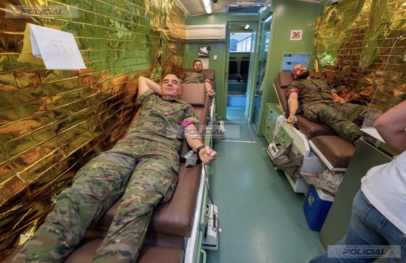 La Brigada «Guzmán el Bueno» se suma a una jornada de donación de sangre en la Base de Cerro Muriano