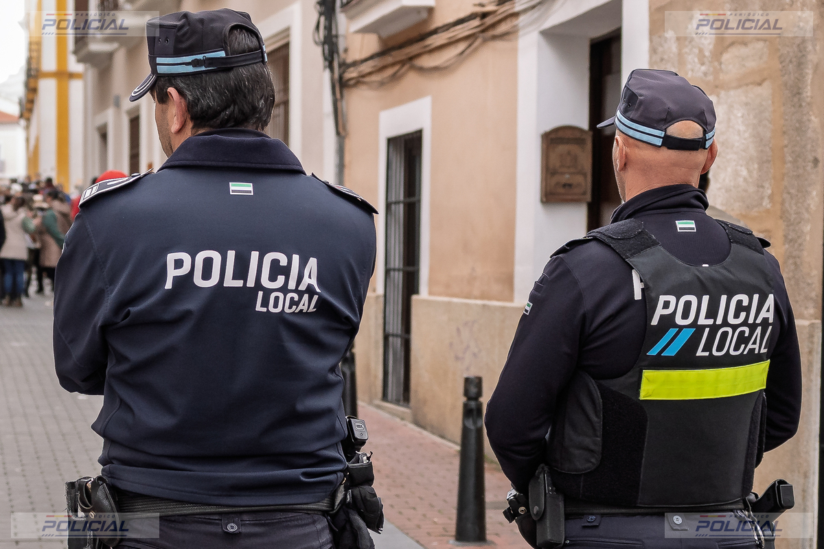 La Policía Local de Mérida interviene en nueve incidentes por seguridad vial, vertidos y enseres en la vía pública