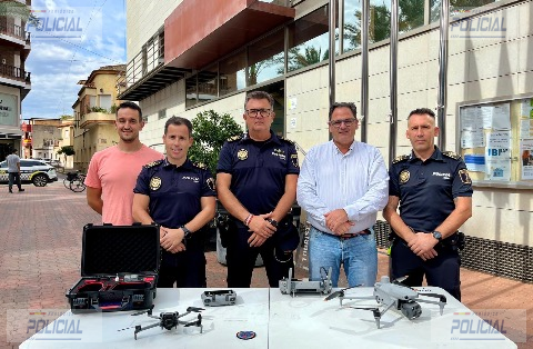 Dolores incorpora un dron a la Policía Local y crea una Unidad de Medios Aéreos con cinco agentes especializados