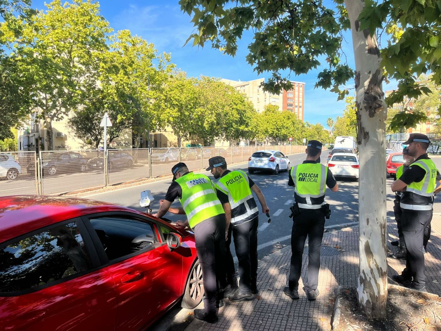 Trece agentes de Policía Local de toda Extremadura se forman en Cáceres en el uso de radares de tráfico