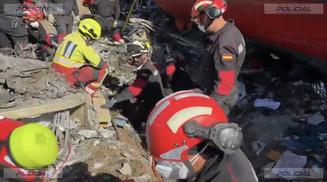 La UME eleva a 200 los militares desplegados en el accidente ferroviario de Los Yébenes y refuerza las labores de rescate
