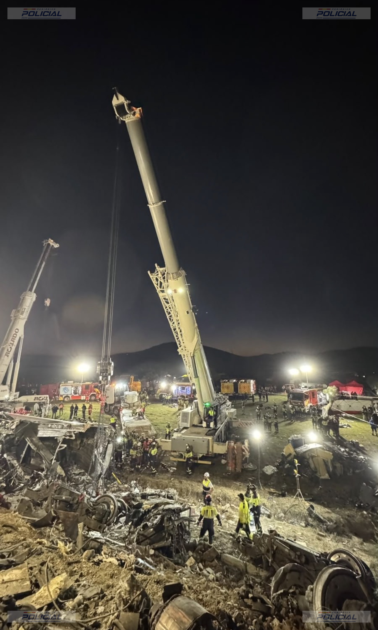 Bomberos Madrid moviliza diez dotaciones y utiliza grúas de gran tonelaje en las labores de rescate del accidente ferroviario de Toledo