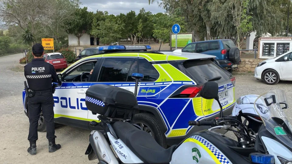 La Policía Local de Mijas realiza 48 controles de seguridad y detiene a 12 personas durante el mes de febrero
