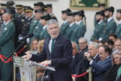 Marlaska pide justicia para los guardias civiles asesinados en Barbate