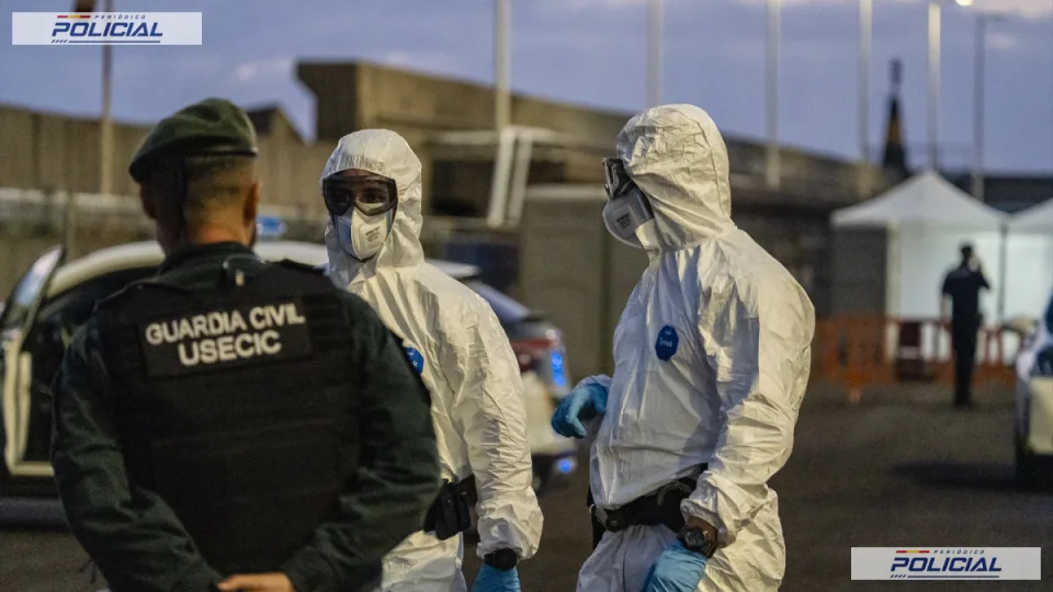 Muere un guardia civil de un infarto durante el operativo del crucero MV Hondius en Tenerife