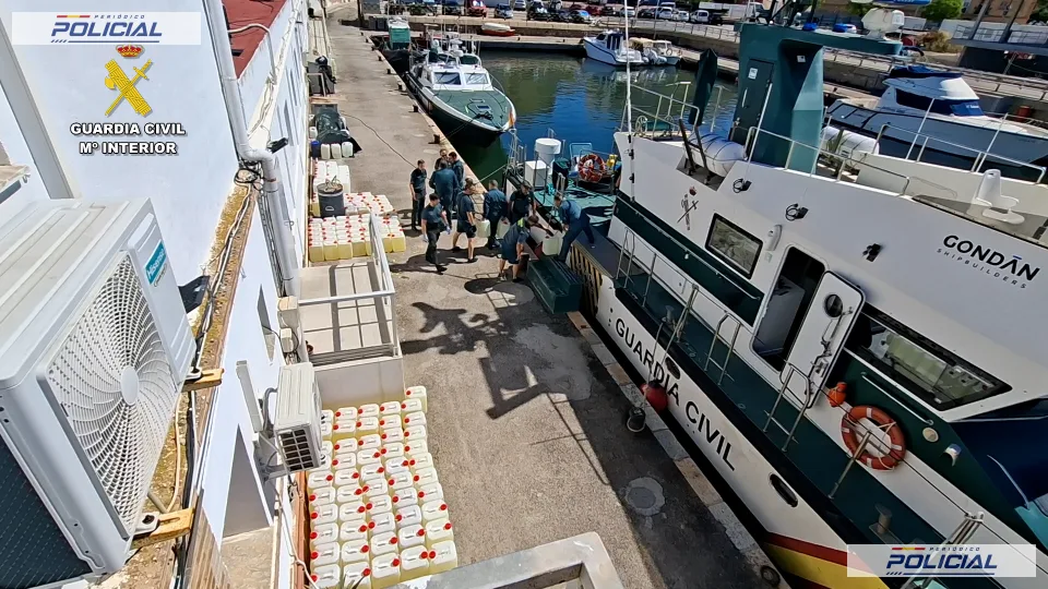 GOLPE AL PETAQUEO EN MURCIA Y HUELVA CON 12.000 LITROS DE COMBUSTIBLE INTERVENIDOS