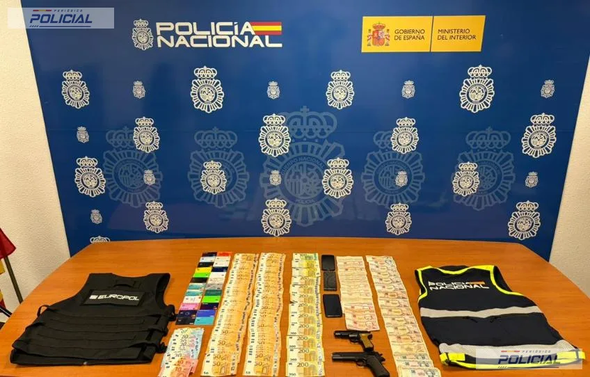 Desarticulada una organización criminal trasnacional dedicada al tráfico de migrantes cubanos