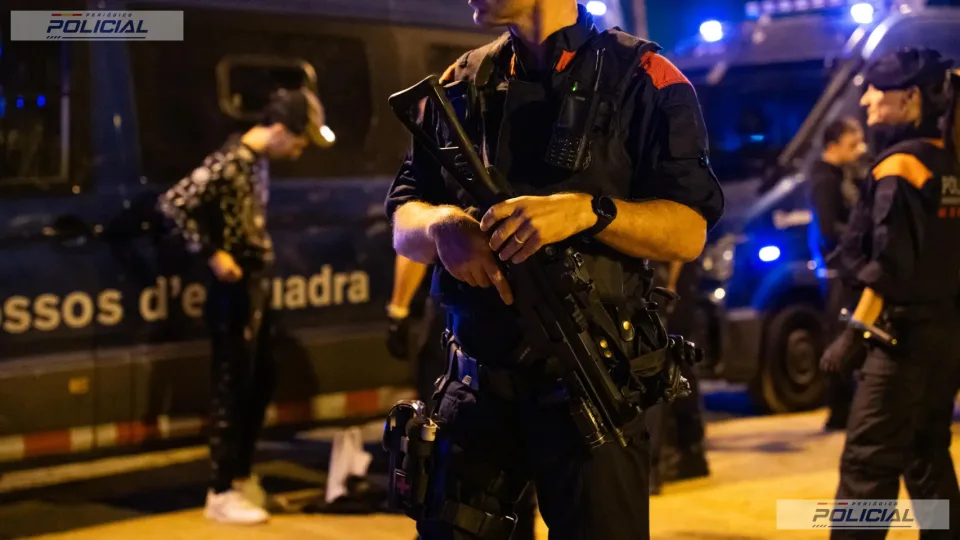 Violenta pelea entre grupos por el control de la droga en el Carmel deja varios heridos y un detenido
