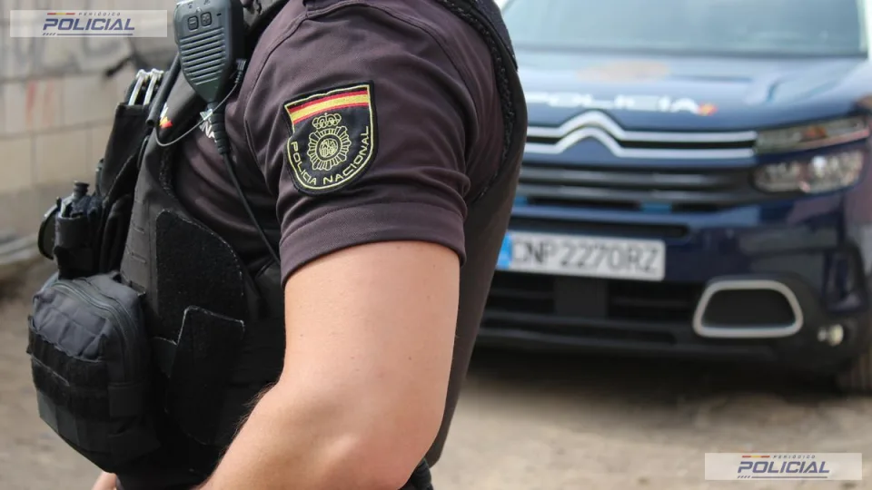 Detenida en Granada una persona acusada de difundir datos personales de miembros de organismos estratégicos del Estado