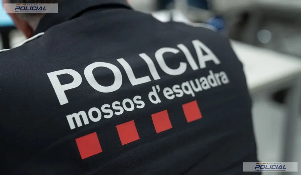 Tres menores detenidos y varios heridos durante un desahucio en Mataró que movilizó a medio centenar de personas