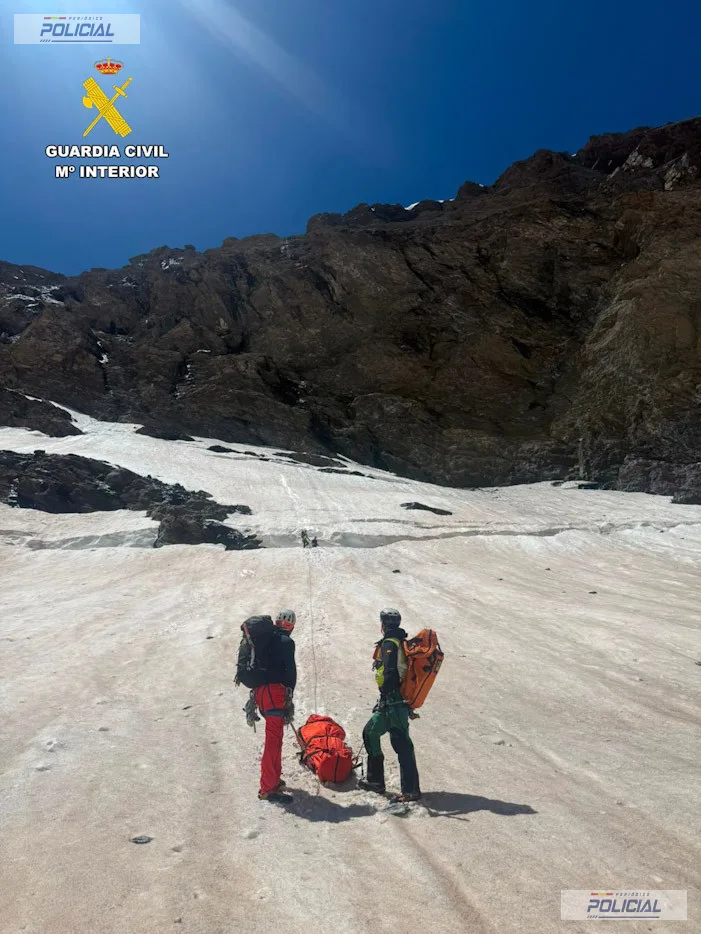 La Guardia Civil rescata a siete personas en seis intervenciones de montaña durante un intenso fin de semana en Sierra Nevada y otras zonas de Granada