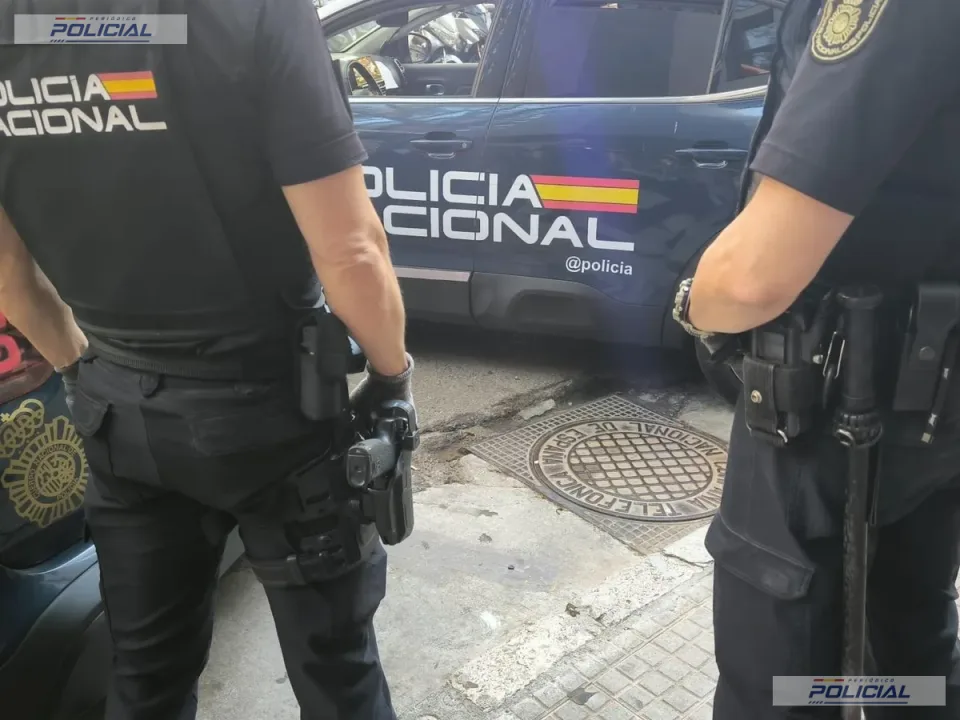 La Policía Nacional detiene en Getxo a un hombre investigado por actividades de adoctrinamiento y propaganda vinculadas a Hezbolá