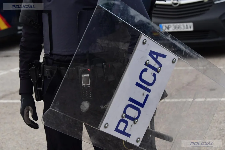La Policía Nacional detiene en Murcia a un ciberdelincuente que utilizaba IA para obtener certificados de firma electrónica