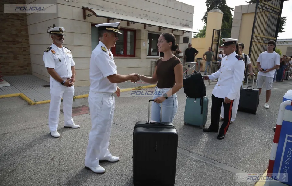 Nuevos alumnos ingresan en el Curso de Acceso a la Escala de Suboficiales de la Armada