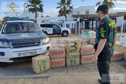 Intervenidos en Algeciras casi 150 kilos de cocaína ocultos en un cargamento de pulpa de fruta valorados en más de 4 millones de euros