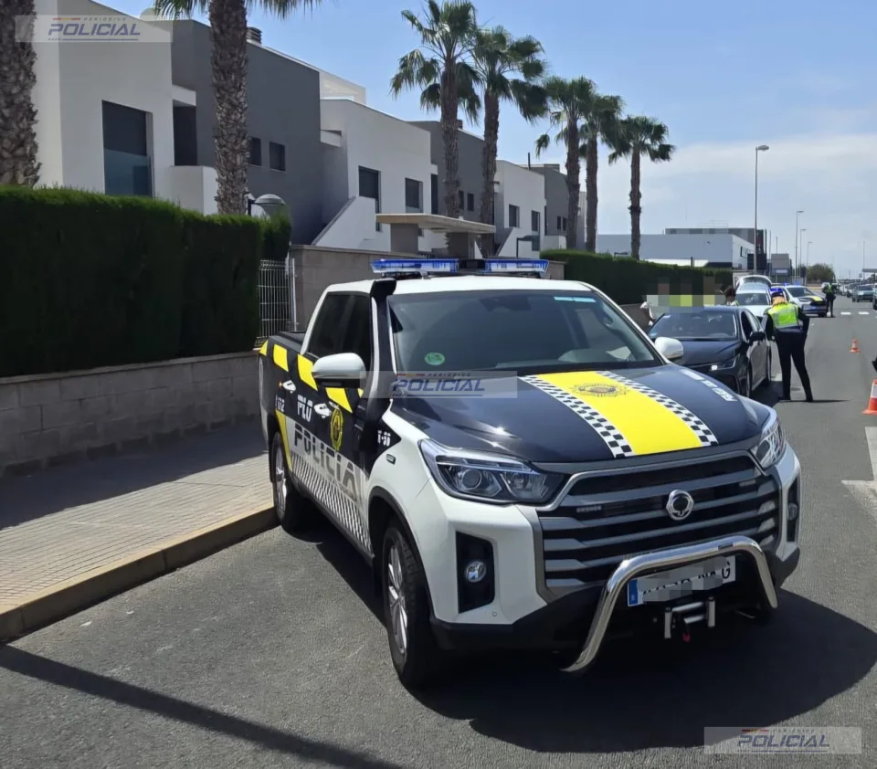 Liberado un hombre presuntamente retenido y agredido en un local de Orihuela Costa